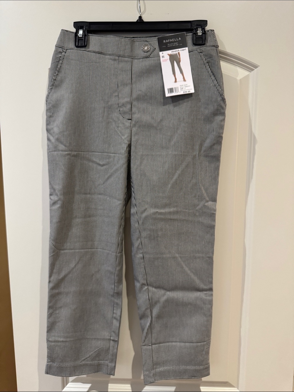Rafaella Black & White Micro-Houndstooth Stretch Capri Pants, size 4, NWT